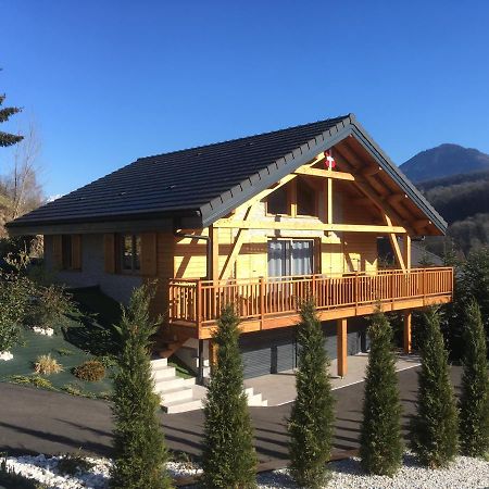 Chalet A La Campagne Coise-Saint-Jean-Pied-Gauthier 外观 照片