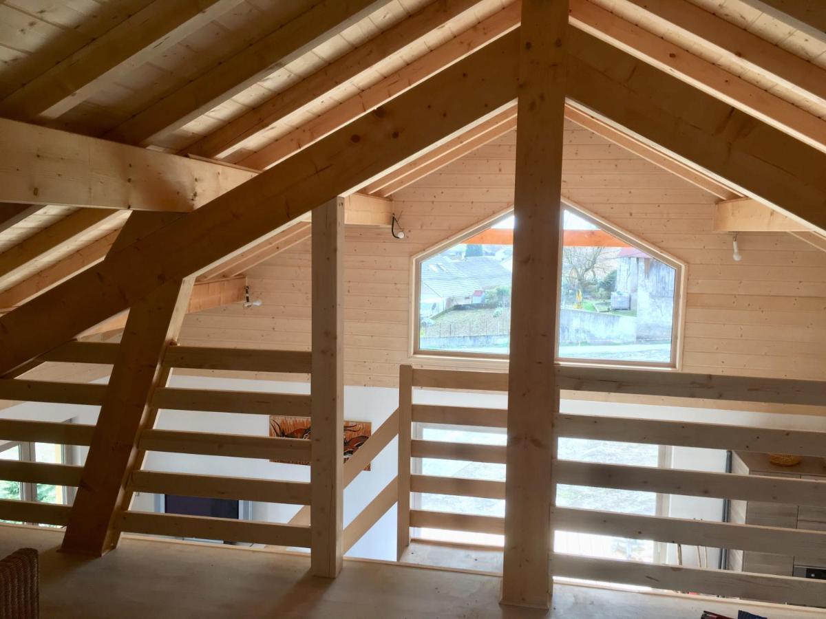 Chalet A La Campagne Coise-Saint-Jean-Pied-Gauthier 外观 照片